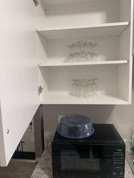 Wonderful 2-Bedroom Apartment Camrose Dış mekan fotoğraf