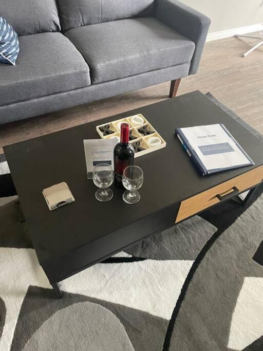 Wonderful 2-Bedroom Apartment Camrose Dış mekan fotoğraf